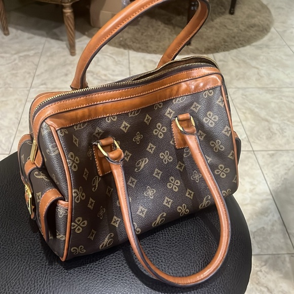 Purse - Picture 16 of 16